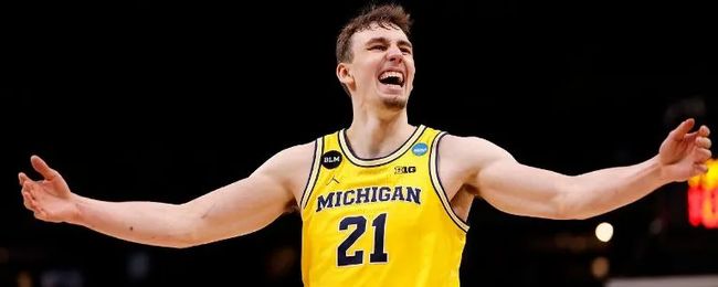 国王杯战报：里克尔梅帽子戏法，贝蒂斯4-1托伦CF